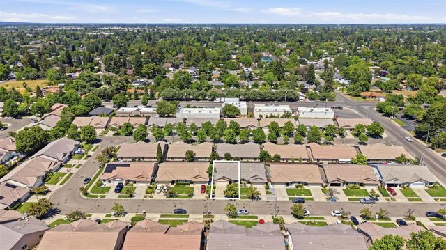 1061 Courtyard Dr, Yuba City, CA 95991