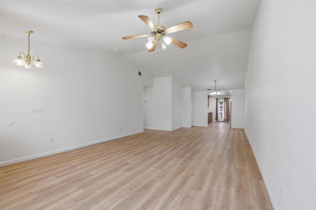 1061 Courtyard Dr, Yuba City, CA 95991