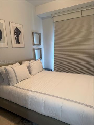 20000 E Country Club Drive PH09, Aventura, FL 33180