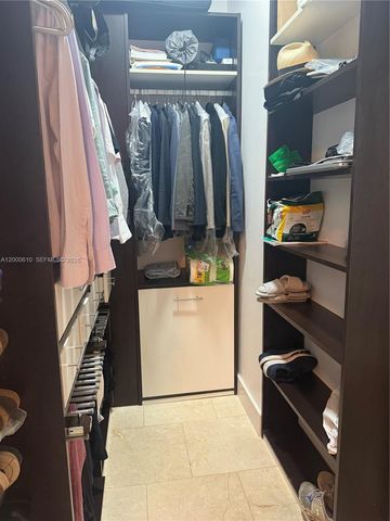 20000 E Country Club Drive PH09, Aventura, FL 33180