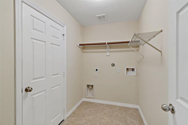 3308 Southern Grove Lane, Pearland, TX 77584