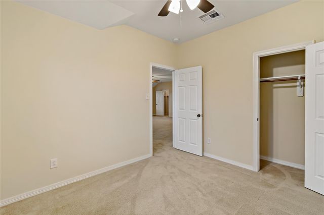 3308 Southern Grove Lane, Pearland, TX 77584