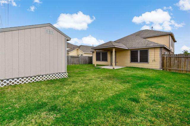 3308 Southern Grove Lane, Pearland, TX 77584