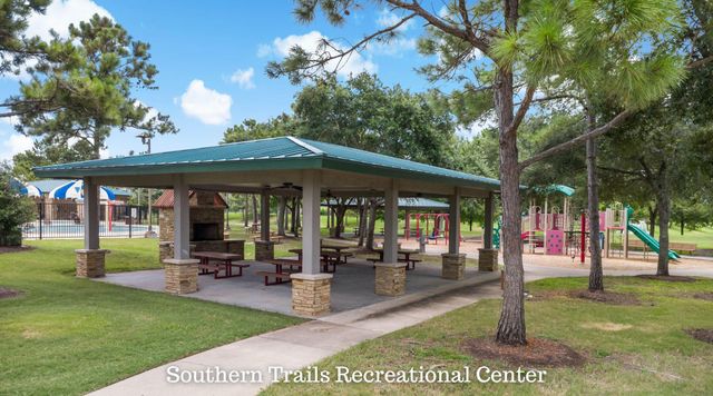 3308 Southern Grove Lane, Pearland, TX 77584