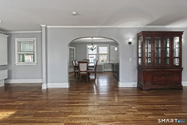 29 Parkway Drive, Stratford, CT 06614