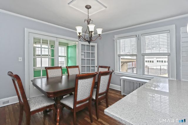 29 Parkway Drive, Stratford, CT 06614