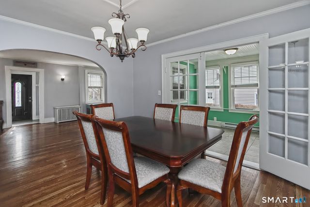 29 Parkway Drive, Stratford, CT 06614