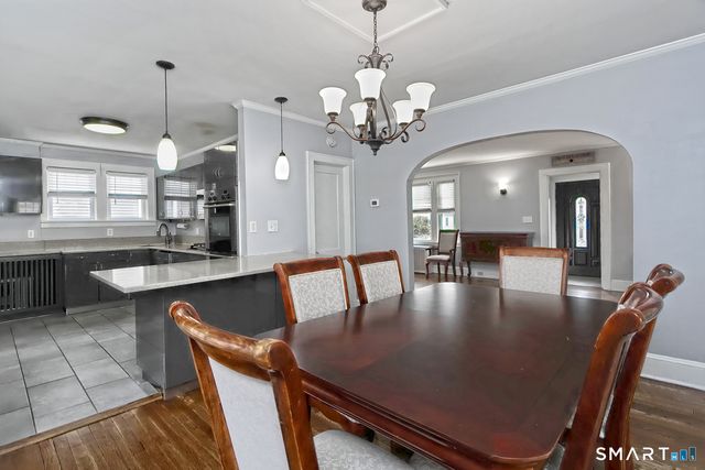 29 Parkway Drive, Stratford, CT 06614