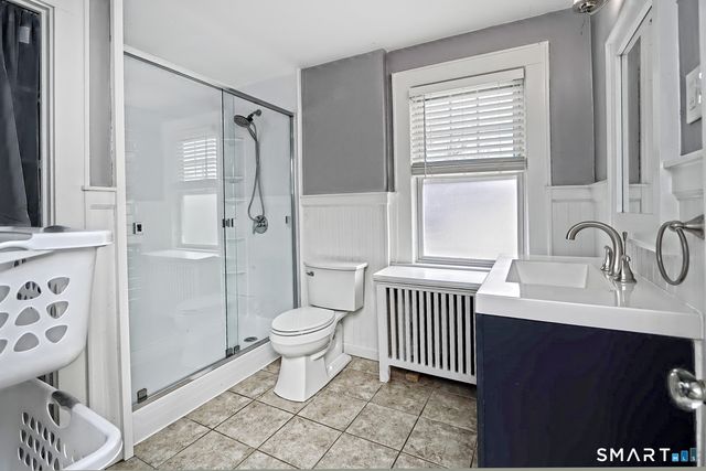 29 Parkway Drive, Stratford, CT 06614