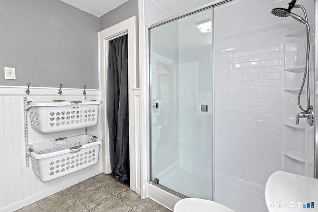 29 Parkway Drive, Stratford, CT 06614