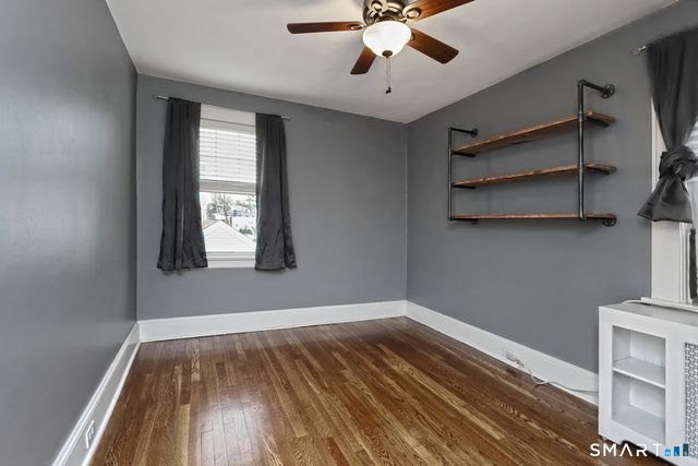 29 Parkway Drive, Stratford, CT 06614