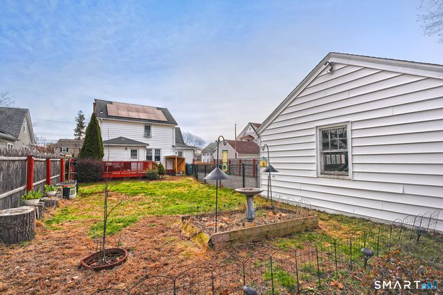 29 Parkway Drive, Stratford, CT 06614