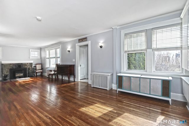 29 Parkway Drive, Stratford, CT 06614