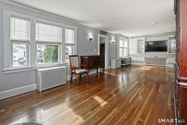 29 Parkway Drive, Stratford, CT 06614