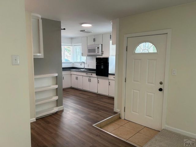 504 Scranton Ave, Pueblo, CO 81004