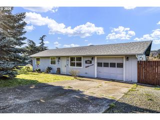 186 Ne SANDY Ter, Myrtle Creek, OR 97457