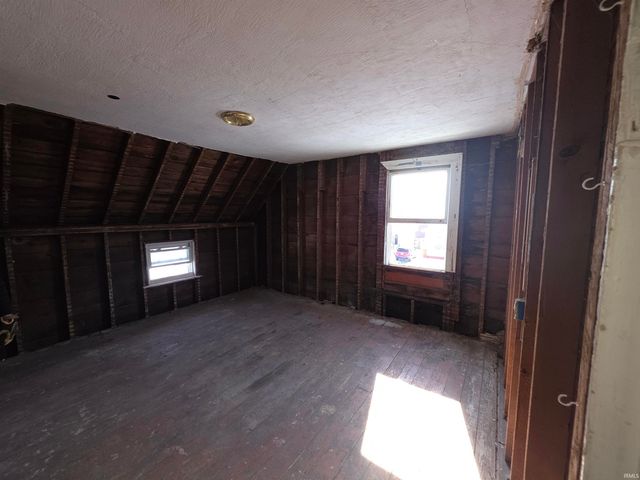 121 E Dayton Street, South Bend, IN 46613