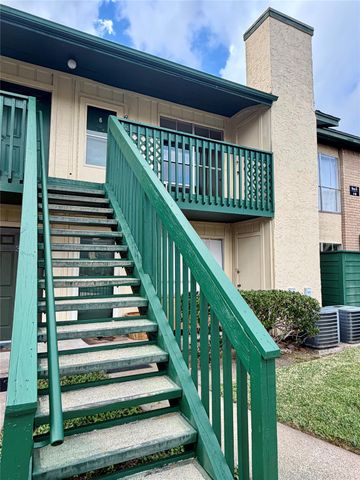 1516 Bay Area Boulevard G6, Houston, TX 77058