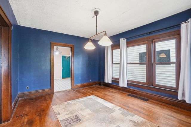 1567 Kenmore Road, Columbus, OH 43211