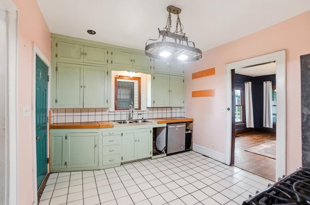 1567 Kenmore Road, Columbus, OH 43211