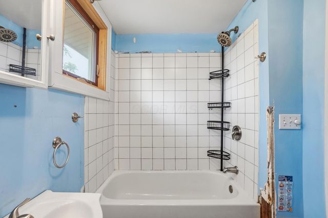 1567 Kenmore Road, Columbus, OH 43211