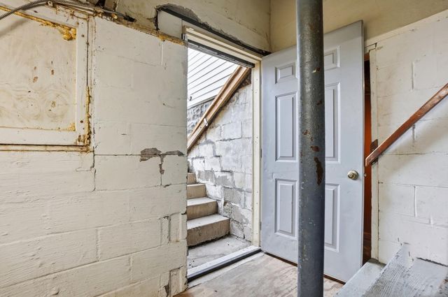 1567 Kenmore Road, Columbus, OH 43211