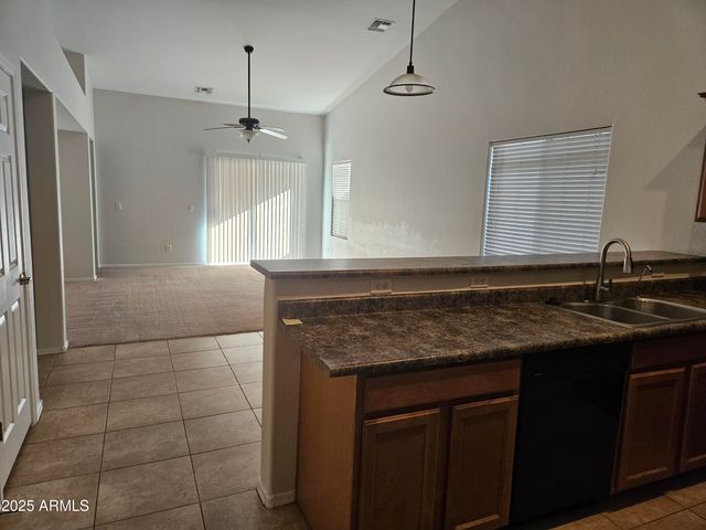 41187 W BRAVO Drive, Maricopa, AZ 85138