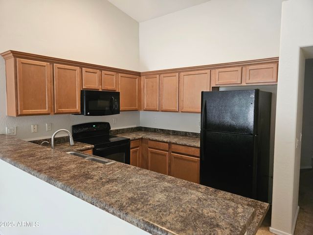 41187 W BRAVO Drive, Maricopa, AZ 85138