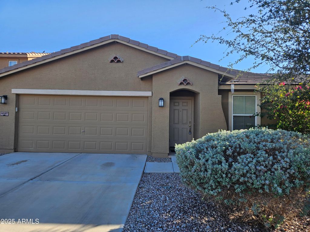 41187 W BRAVO Drive, Maricopa, AZ 85138