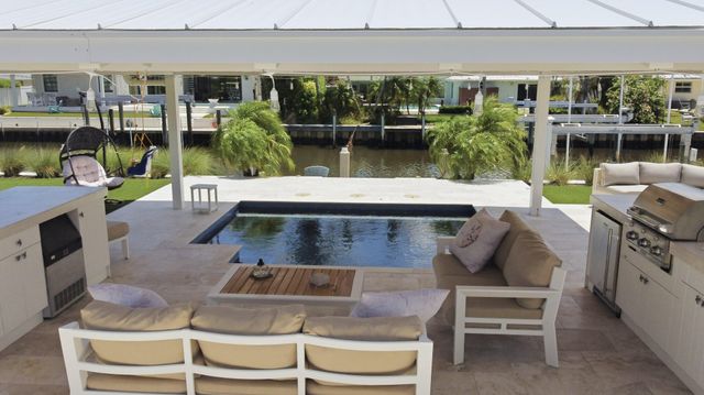 16 LEEWARD Circle, Tequesta, FL 33469