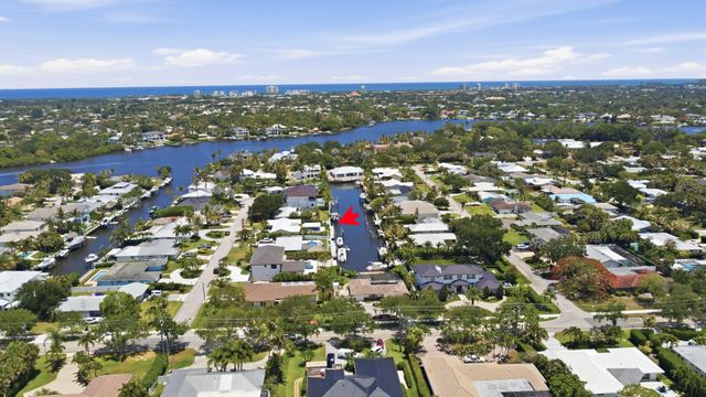 16 LEEWARD Circle, Tequesta, FL 33469