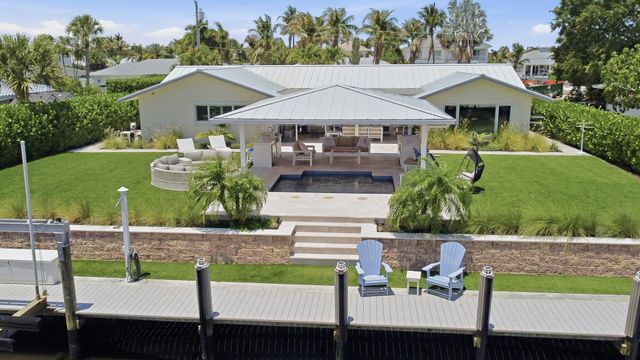 16 LEEWARD Circle, Tequesta, FL 33469