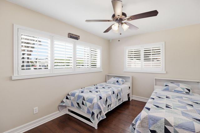 16 LEEWARD Circle, Tequesta, FL 33469