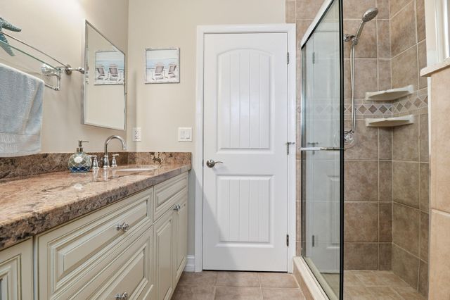 16 LEEWARD Circle, Tequesta, FL 33469