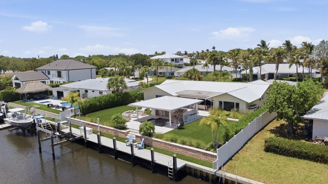 16 LEEWARD Circle, Tequesta, FL 33469