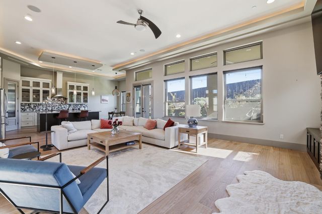 3813 Calverhall Way, Rocklin, CA 95677