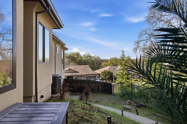 3813 Calverhall Way, Rocklin, CA 95677