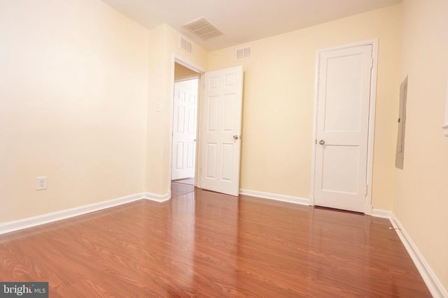 9010 3RD ST, Lanham, MD 20706