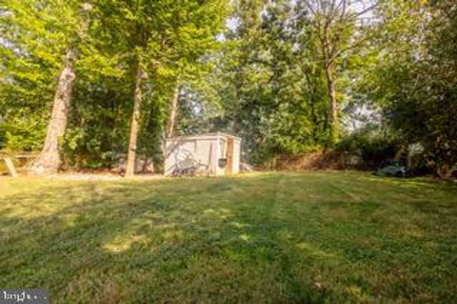 9010 3RD ST, Lanham, MD 20706