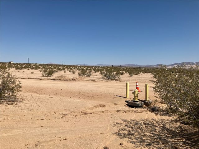 75 Meldora Avenue, 29 Palms, CA 92277