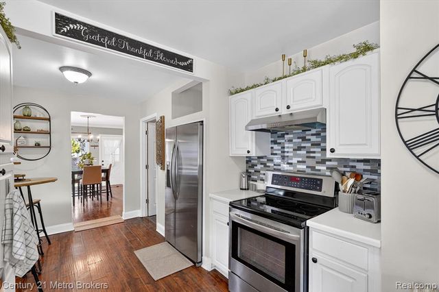 5501 Potter Road, Flint, MI 48506