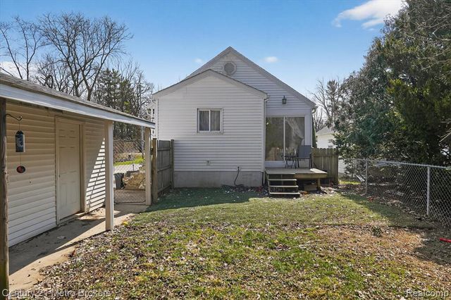 5501 Potter Road, Flint, MI 48506