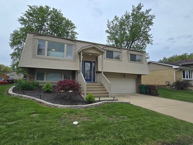 7447 160th Place, Tinley Park, IL 60477