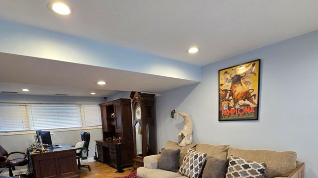 7447 160th Place, Tinley Park, IL 60477