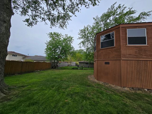7447 160th Place, Tinley Park, IL 60477