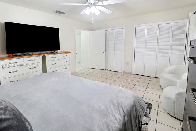 591 SE 5th St, Hialeah, FL 33010