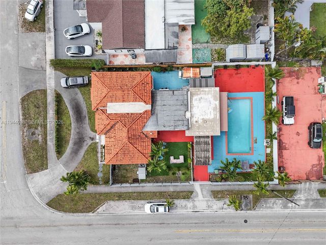 591 SE 5th St, Hialeah, FL 33010