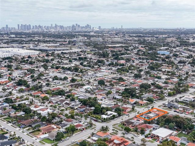 591 SE 5th St, Hialeah, FL 33010