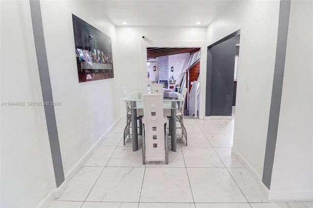 591 SE 5th St, Hialeah, FL 33010