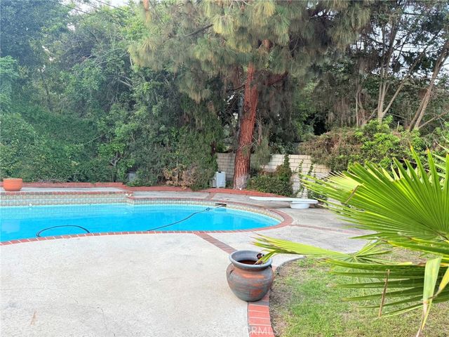 833 Hugo Reid Drive, Arcadia, CA 91007